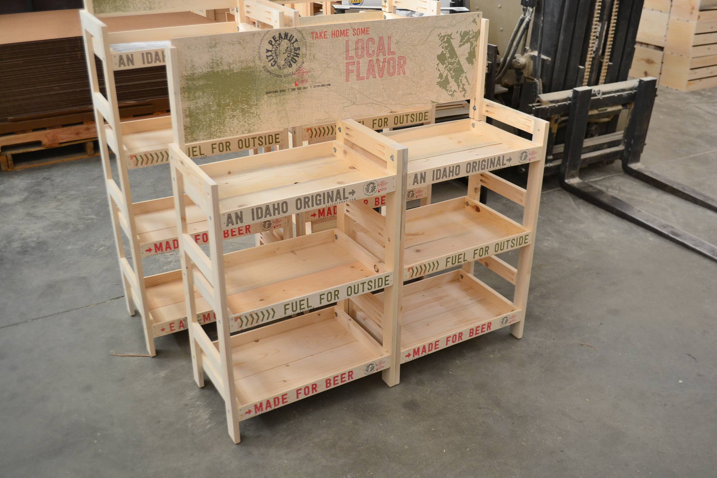 Wooden 4 Tier End-Cap Display